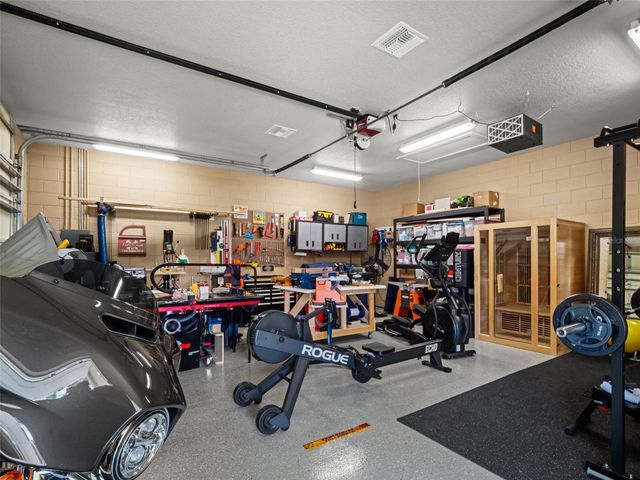 12442 LAKESHORE DRIVE, Clermont, FL 34711