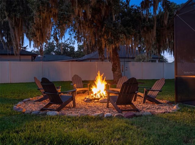 12442 LAKESHORE DRIVE, Clermont, FL 34711
