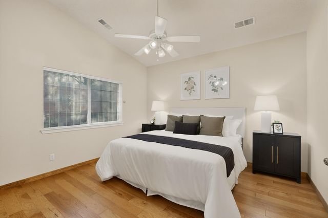 7320 Wild Olive Avenue NE, Albuquerque, NM 87113