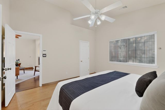 7320 Wild Olive Avenue NE, Albuquerque, NM 87113