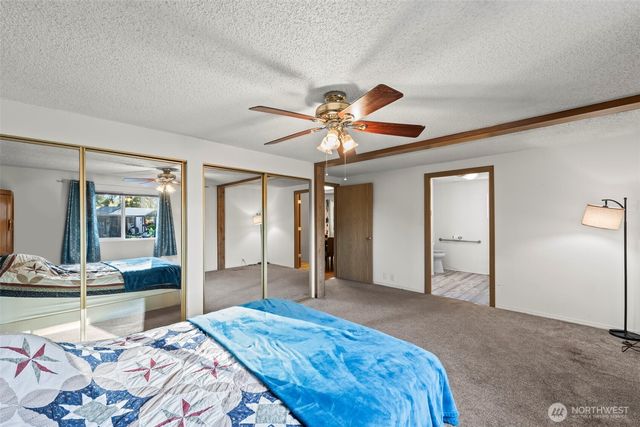 2500 S 370th Street #138, Federal Way, WA 98003