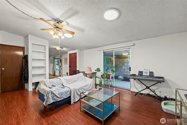 2500 S 370th Street #138, Federal Way, WA 98003