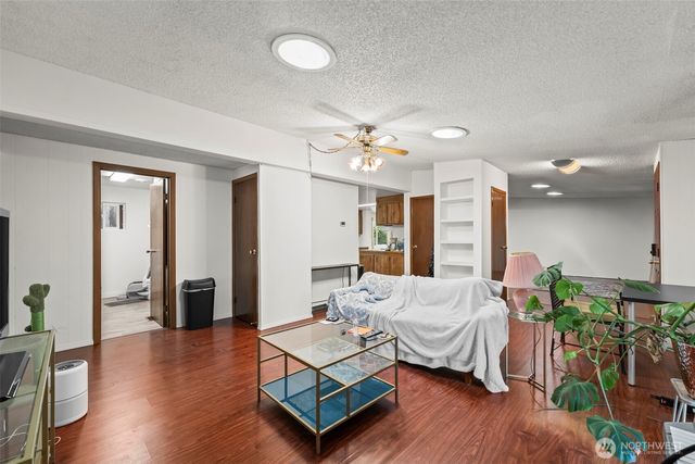 2500 S 370th Street #138, Federal Way, WA 98003