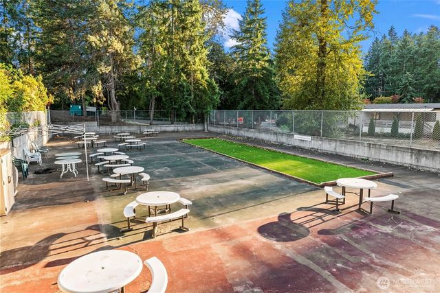 2500 S 370th Street #138, Federal Way, WA 98003