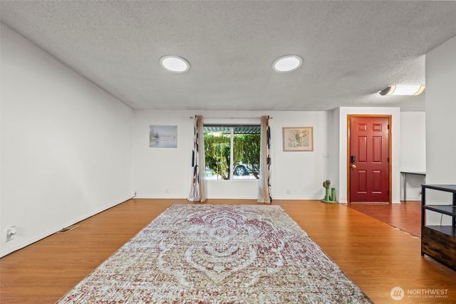 2500 S 370th Street #138, Federal Way, WA 98003