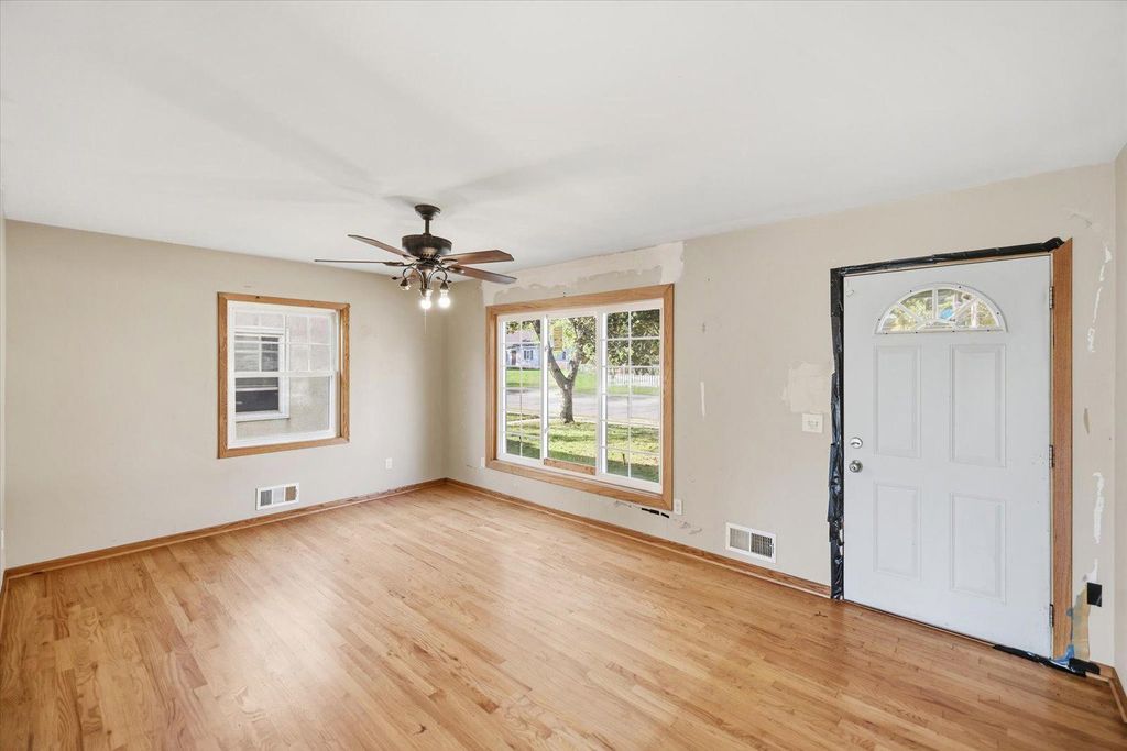 5206 Xerxes Avenue N, Minneapolis, MN 55430 — photo 2