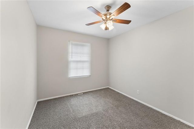 5901 Fairlane Drive, Kansas City, MO 64134