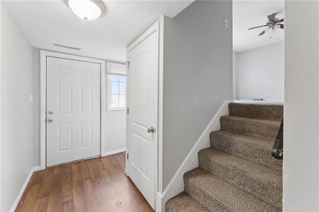 5901 Fairlane Drive, Kansas City, MO 64134