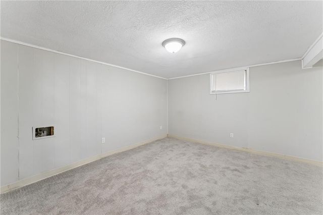 5901 Fairlane Drive, Kansas City, MO 64134