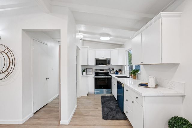 2780 American Ave, Sacramento, CA 95833