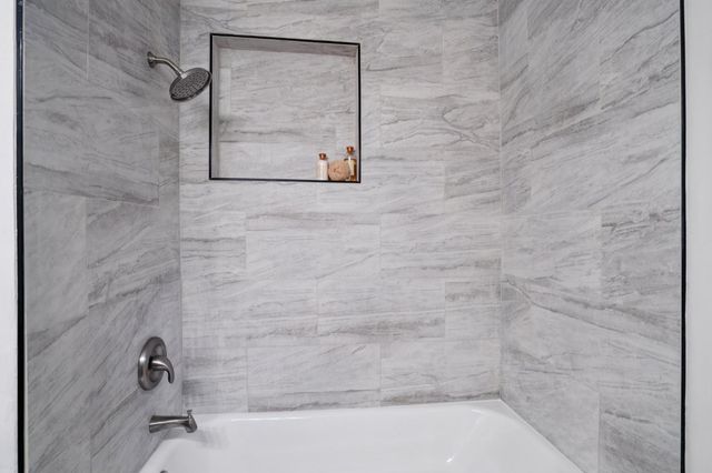 2780 American Ave, Sacramento, CA 95833