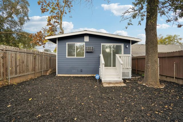 2780 American Ave, Sacramento, CA 95833