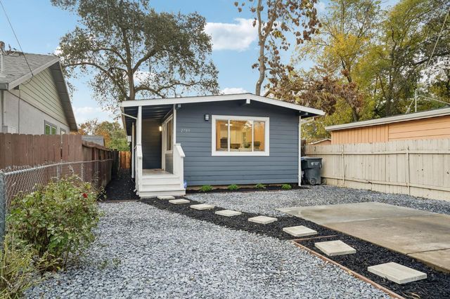 2780 American Ave, Sacramento, CA 95833