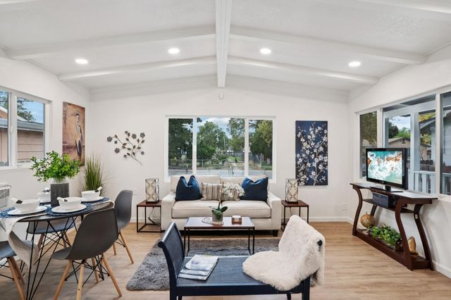 2780 American Ave, Sacramento, CA 95833