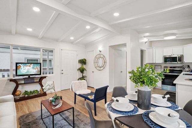 2780 American Ave, Sacramento, CA 95833