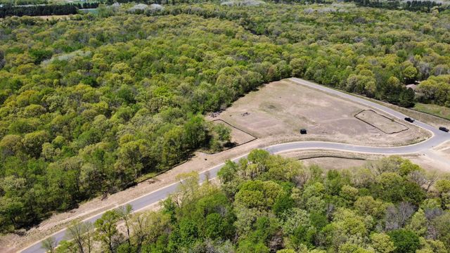 19996 Vintage Drive NW, Oak Grove, MN 55303