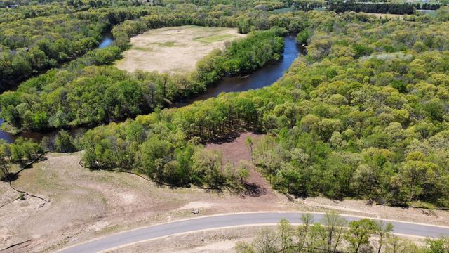 19996 Vintage Drive NW, Oak Grove, MN 55303