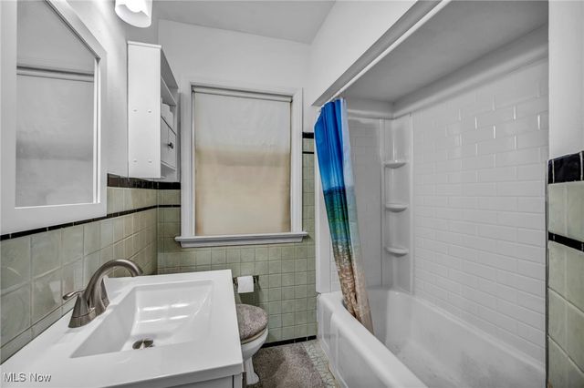 11215 Langton Avenue, Garfield Heights, OH 44125