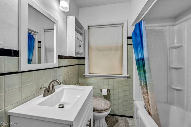 11215 Langton Avenue, Garfield Heights, OH 44125