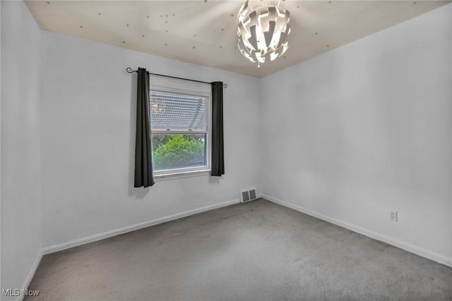 11215 Langton Avenue, Garfield Heights, OH 44125