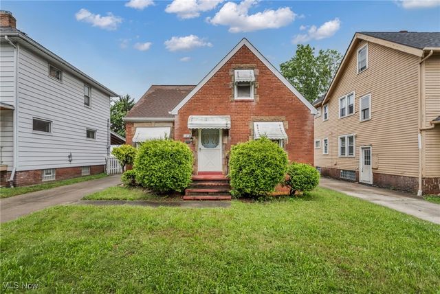 11215 Langton Avenue, Garfield Heights, OH 44125