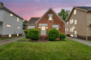 11215 Langton Avenue, Garfield Heights, OH 44125