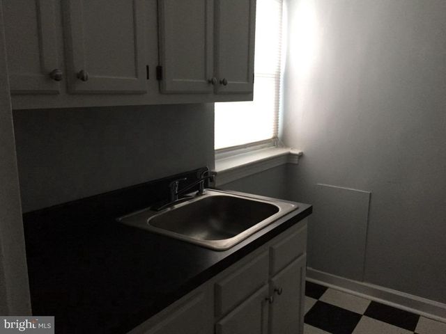 1724 N QUINN ST #106, Arlington, VA 22209