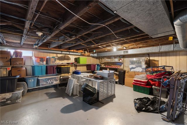 12450 Navarre Road SW, Navarre, OH 44662