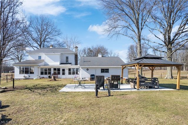 12450 Navarre Road SW, Navarre, OH 44662