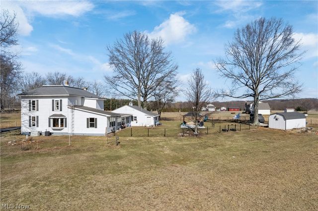 12450 Navarre Road SW, Navarre, OH 44662