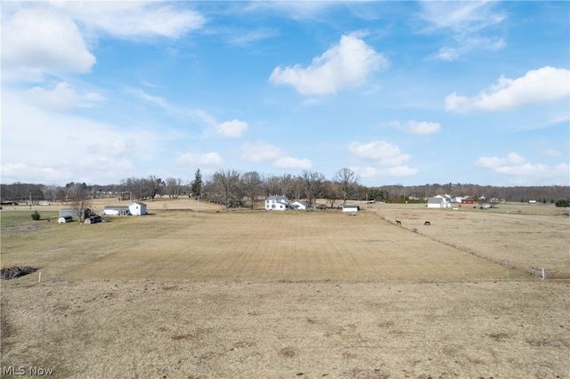 12450 Navarre Road SW, Navarre, OH 44662