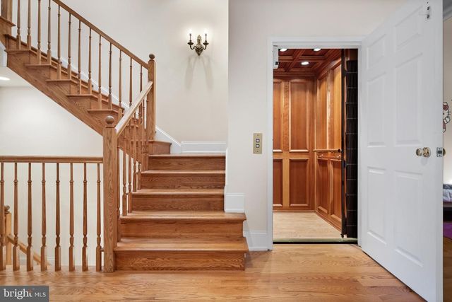 124 BAINBRIDGE ST, Philadelphia, PA 19147