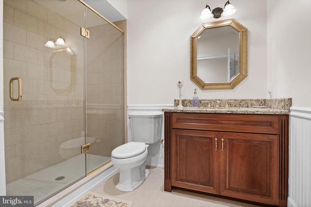 124 BAINBRIDGE ST, Philadelphia, PA 19147