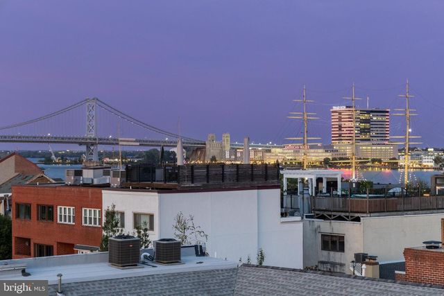 124 BAINBRIDGE ST, Philadelphia, PA 19147