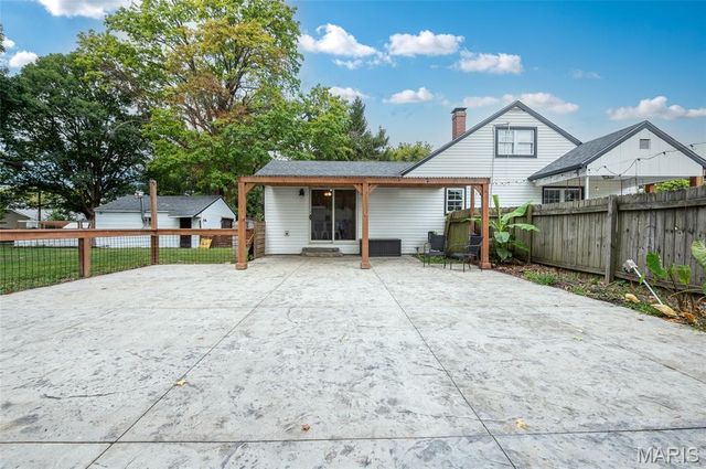 10 White Lily Drive, Collinsville, IL 62234