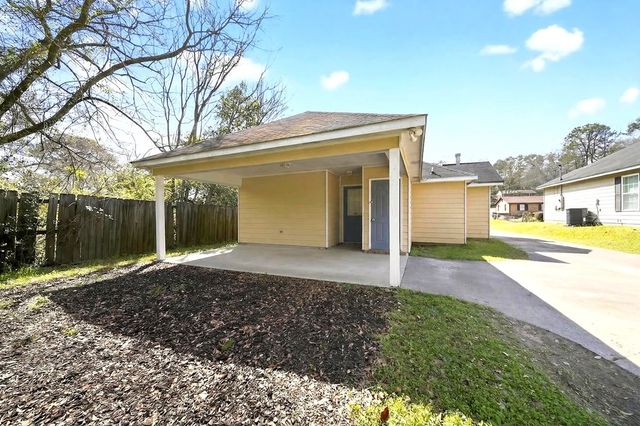 1712 12th Place, Phenix City, AL 36867