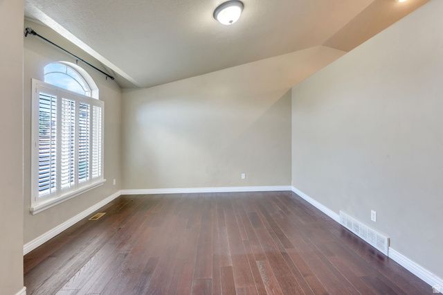 3268 W 1025 N, Layton, UT 84041