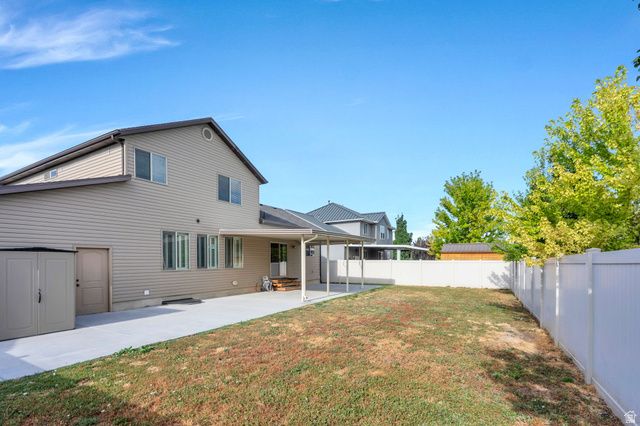 3268 W 1025 N, Layton, UT 84041