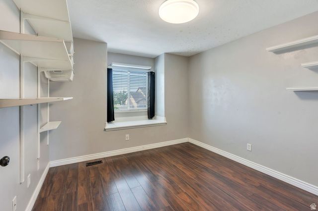 3268 W 1025 N, Layton, UT 84041