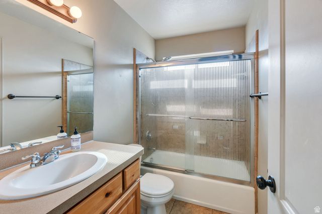 3268 W 1025 N, Layton, UT 84041
