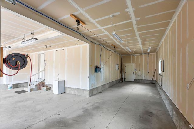3268 W 1025 N, Layton, UT 84041