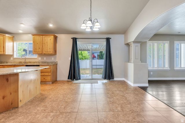 3268 W 1025 N, Layton, UT 84041