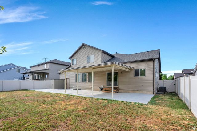 3268 W 1025 N, Layton, UT 84041