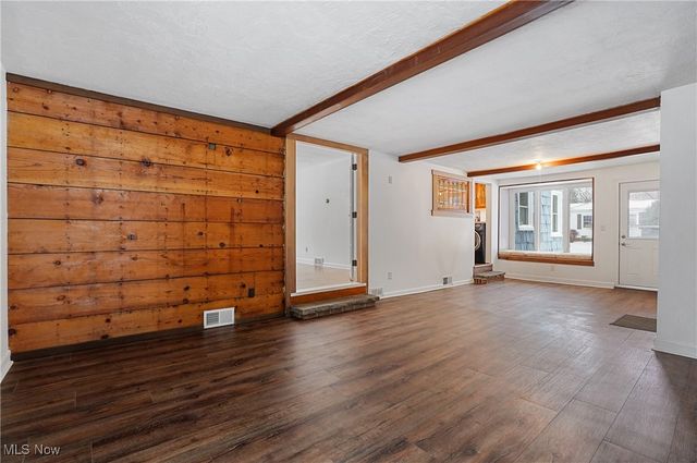 188 Grand Boulevard, Bedford, OH 44146