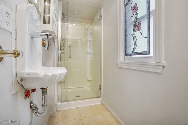 188 Grand Boulevard, Bedford, OH 44146