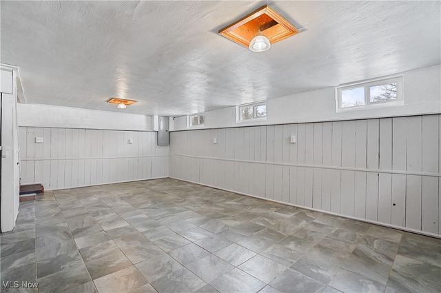 188 Grand Boulevard, Bedford, OH 44146