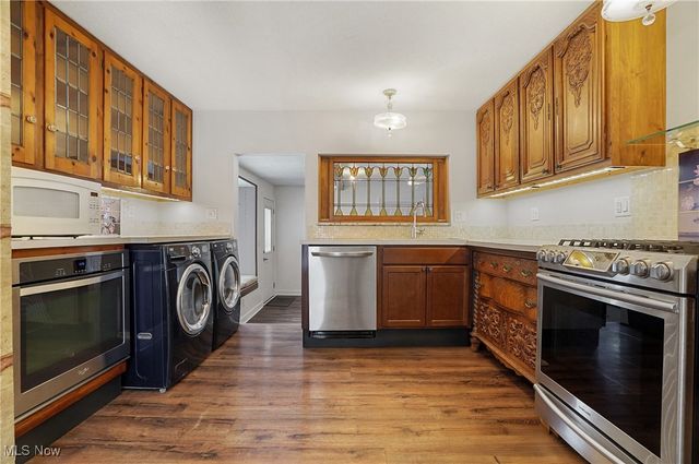 188 Grand Boulevard, Bedford, OH 44146