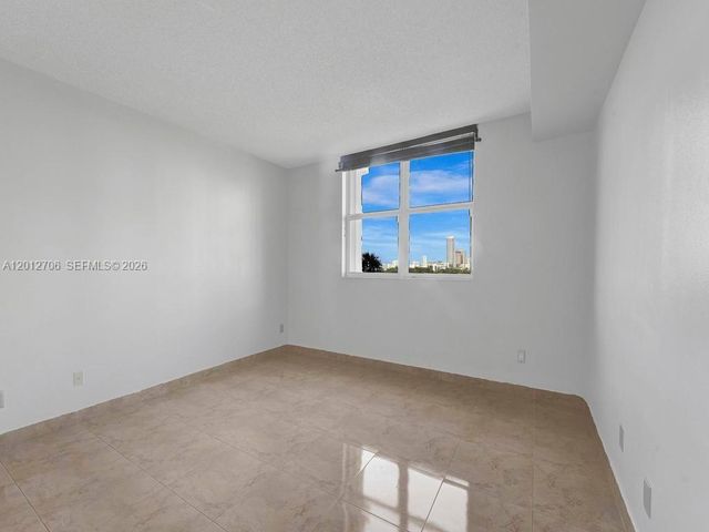 2475 Brickell Ave 804, Miami, FL 33129