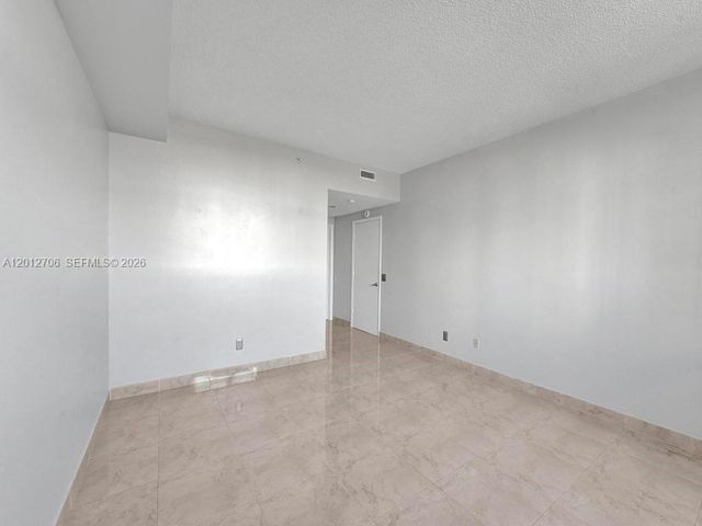 2475 Brickell Ave 804, Miami, FL 33129