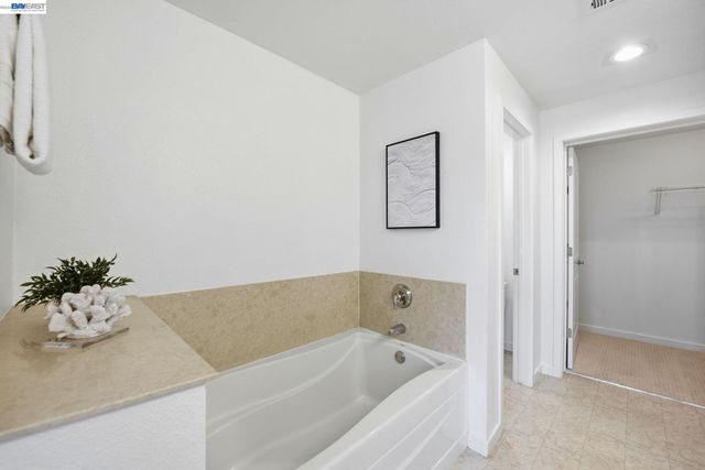 4463 Hyde Cmn 116, Fremont, CA 94538